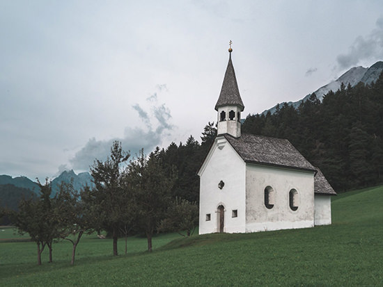Church-exterior-1536x1152_1f4ceb6596e953752d23763a3ad675ce